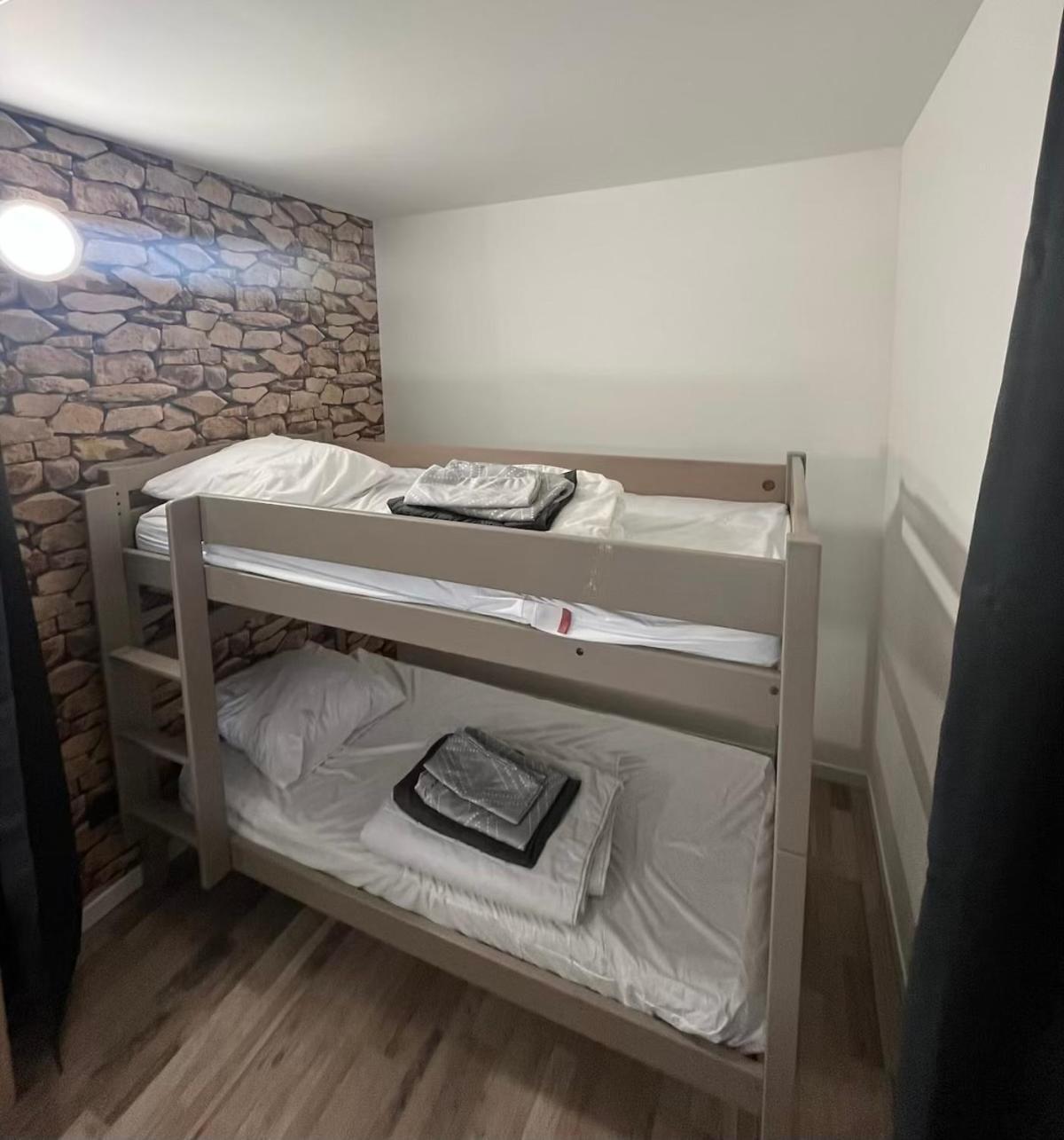 Gite1 Pour 6 Personnes Anneyron Extérieur photo